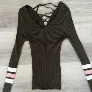 long sleeve top with design back. size S